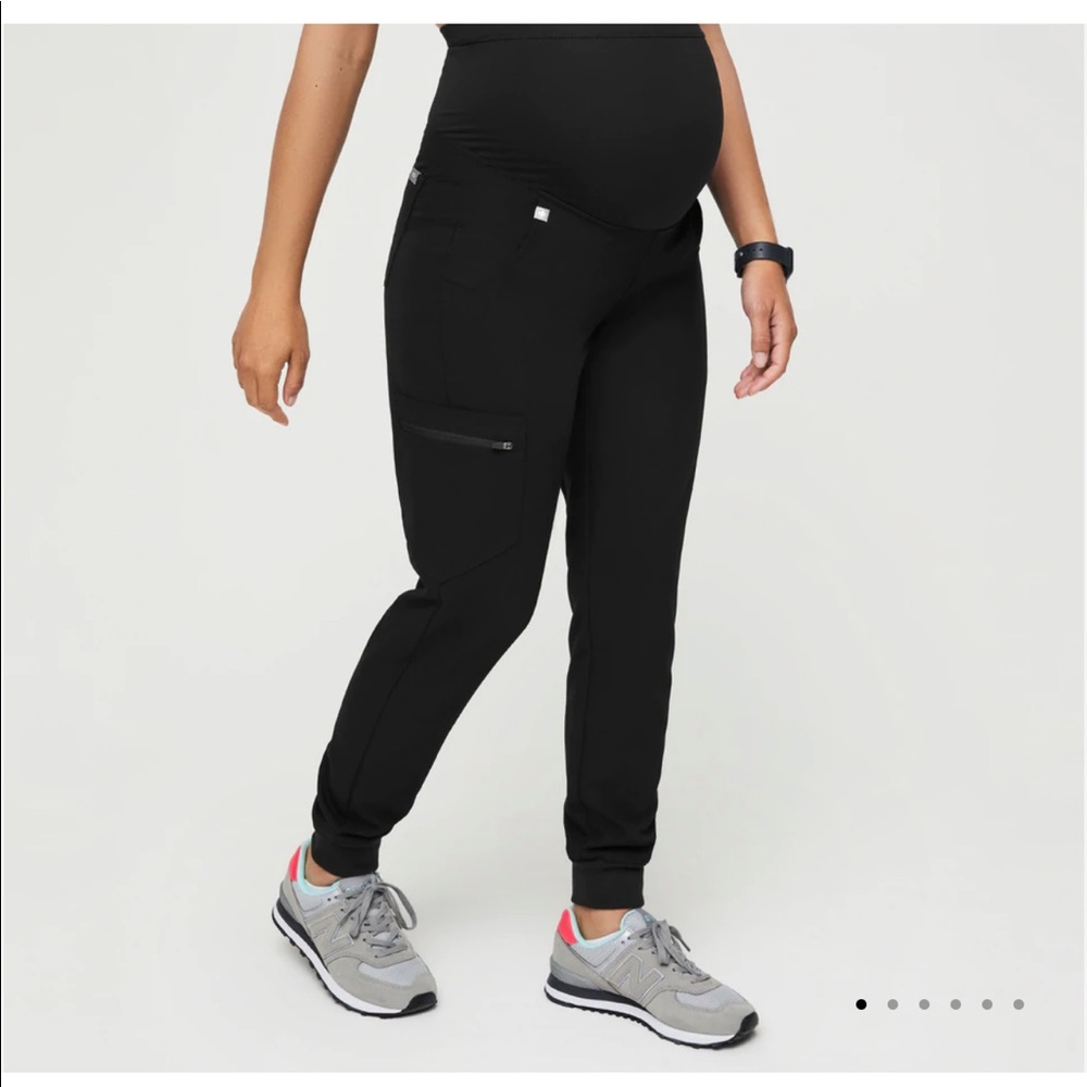 Maternity scrubs size small